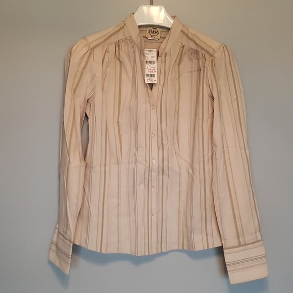 B. Moss Clothing Co. Mandarin Collar Button Up - Picture 2 of 5